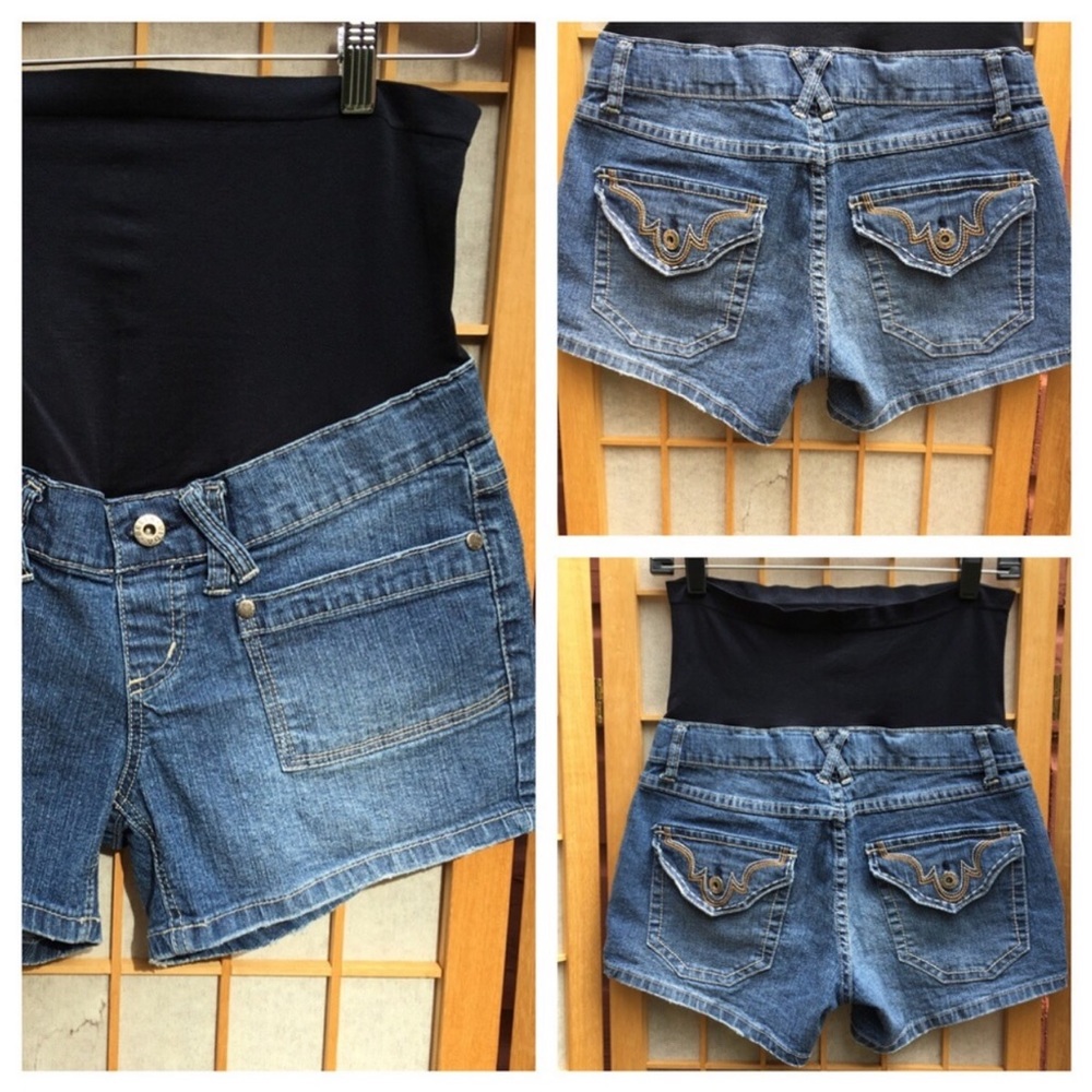Bella Vida Maternity Jean Shorts SZ S